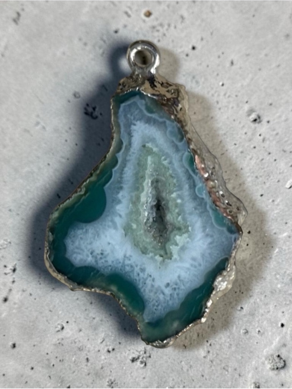 Handmade Natural Green Agate with Druzy Quartz Center Slice Silver Pendant